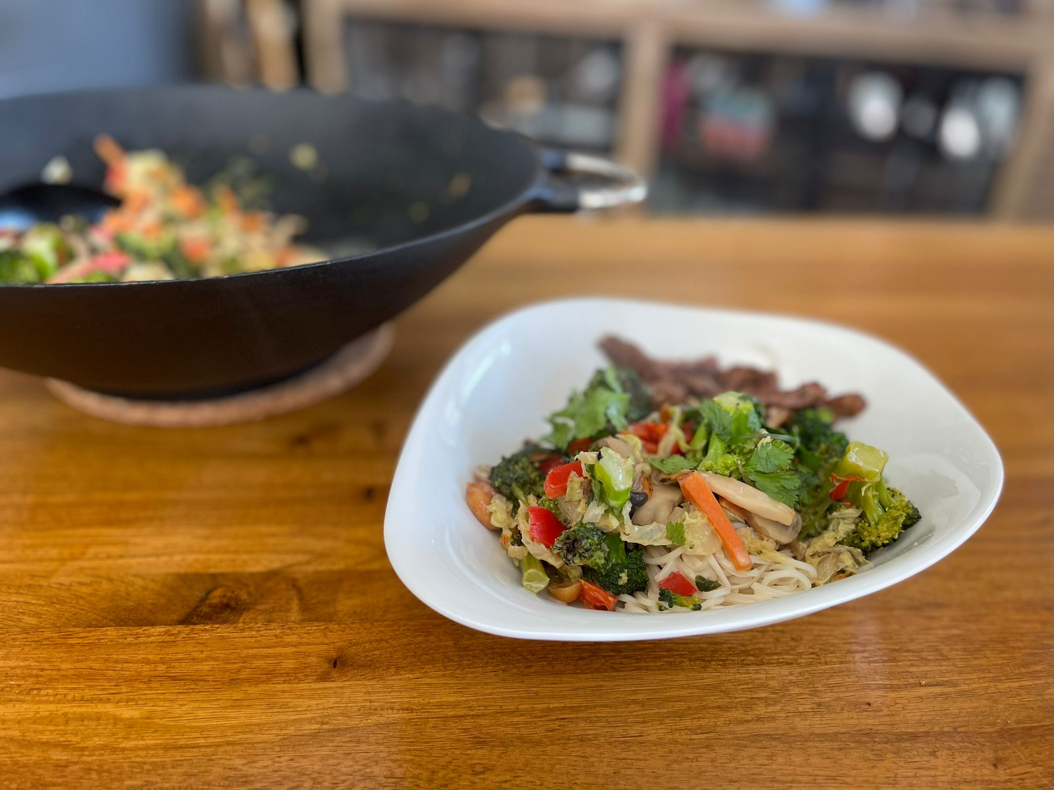 Receta. Wok de verduras con ternera